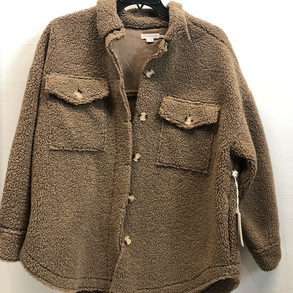 Good American teddy coat, tan, NWT - Picture 9 of 16